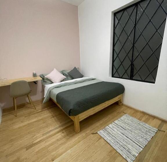 پانسیون Uco Roma