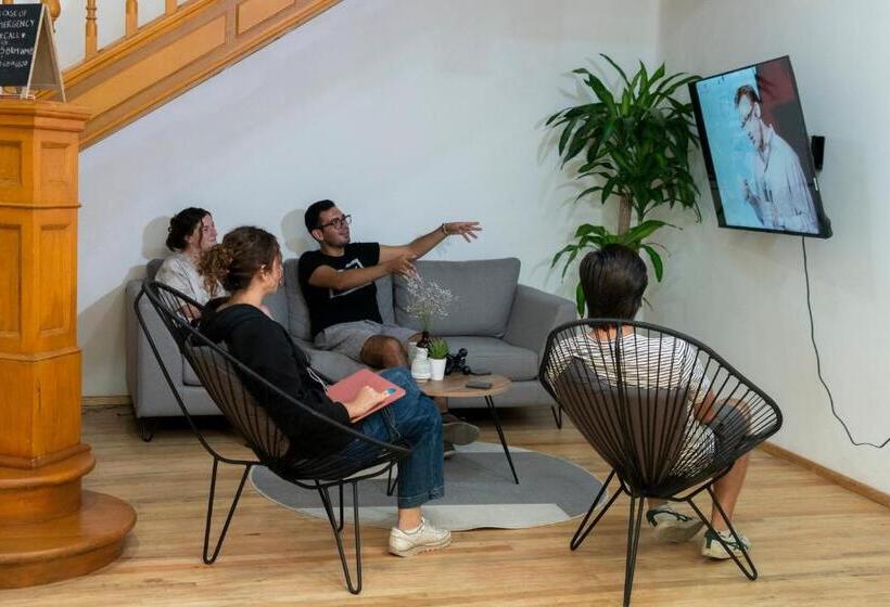 پانسیون Uco Roma