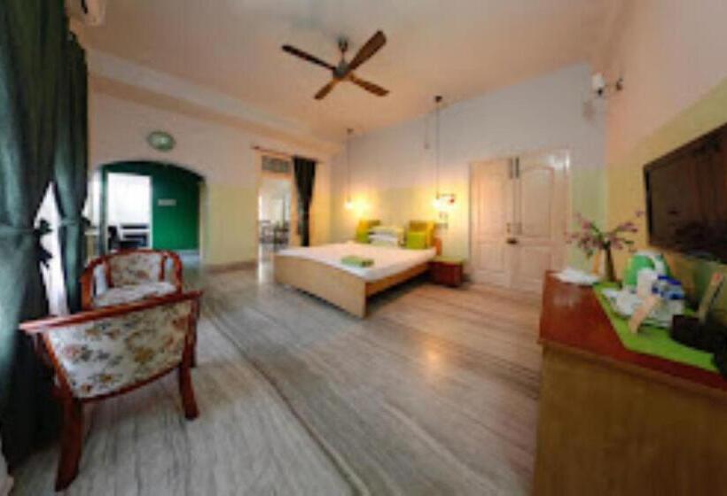 Lomakeskus Trinity Villa Dimapur