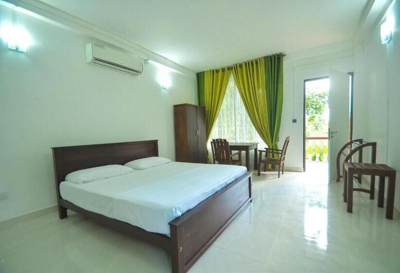 Spice Village Hotel & Restaurant