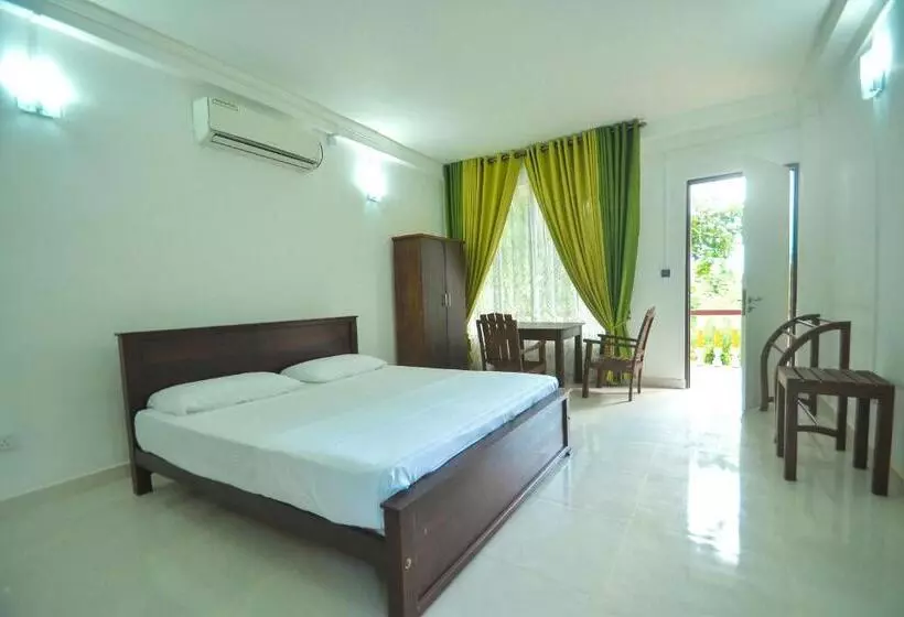 Spice Village Hotel & Restaurant