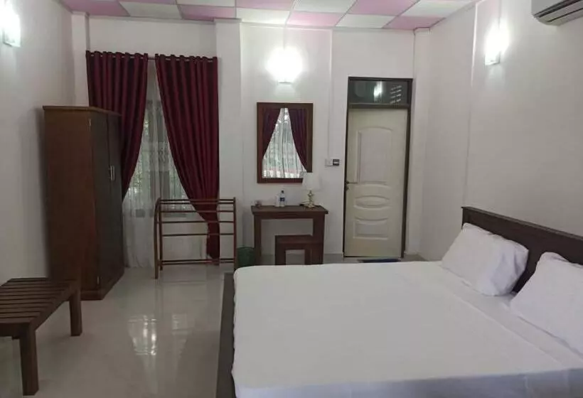 Spice Village Hotel & Restaurant