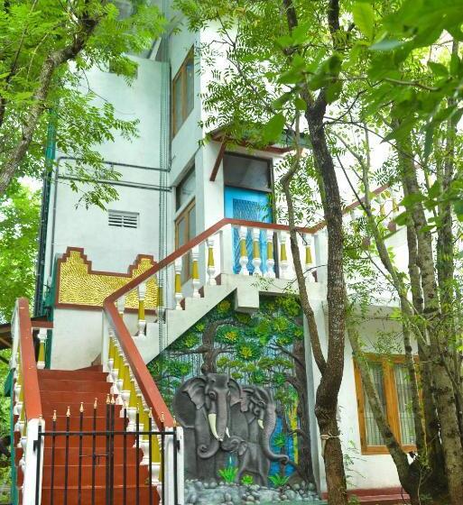 Spice Village Hotel & Restaurant