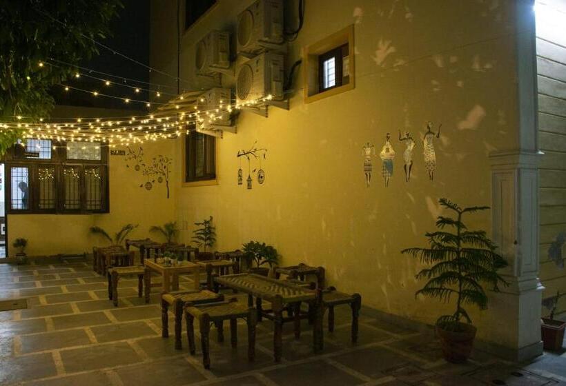 The Circle Era   An Aesthetic Hostel By Shivaneel Hospitality