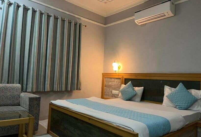 The Circle Era   An Aesthetic Hostel By Shivaneel Hospitality