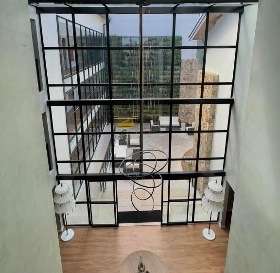 Wanderlust Experience Hotel, Bw Signature Collection