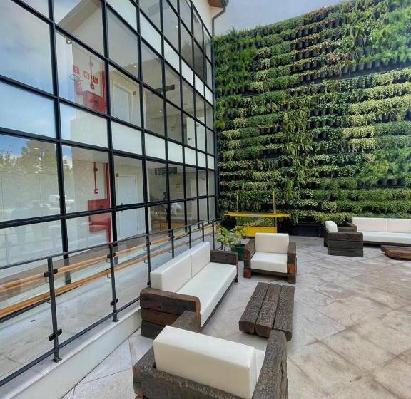 Wanderlust Experience Hotel, Bw Signature Collection