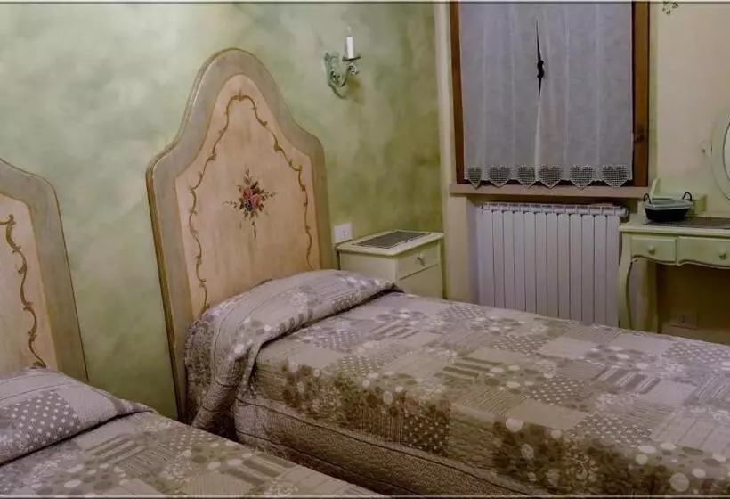 Aamiaismajoitus (B&B) La Casa Delle Rondini