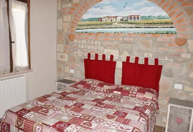Aamiaismajoitus (B&B) La Casa Delle Rondini
