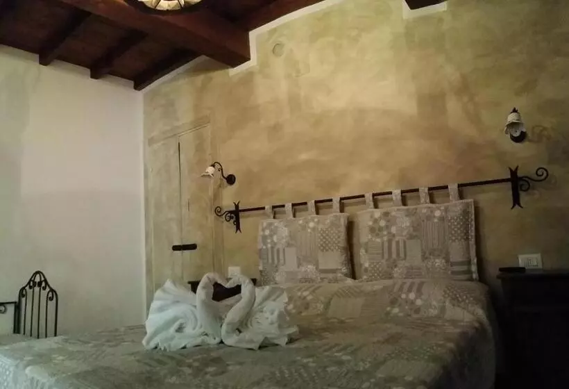 Aamiaismajoitus (B&B) La Casa Delle Rondini