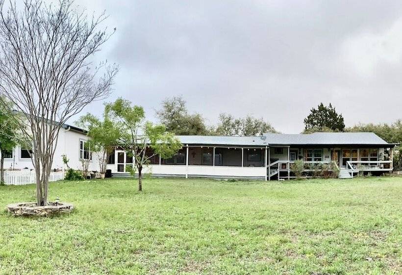 Bellavida B&b And Retreat