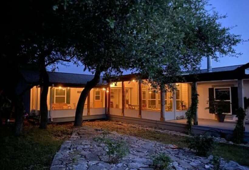 Bellavida B&b And Retreat