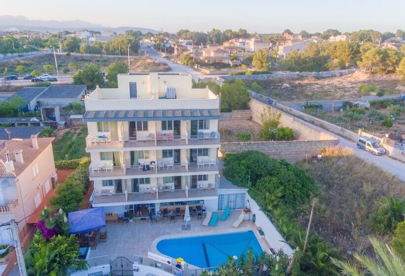 مسافرخانه Gasthaus Orsi