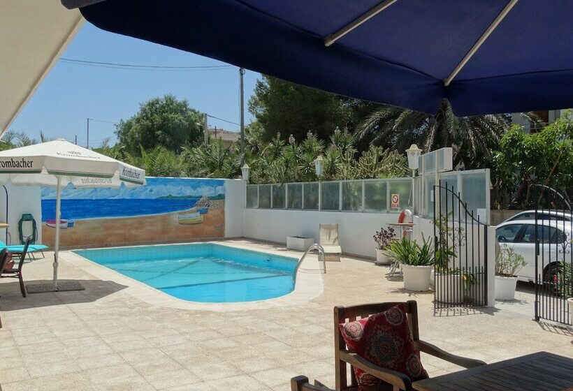 مسافرخانه Gasthaus Orsi