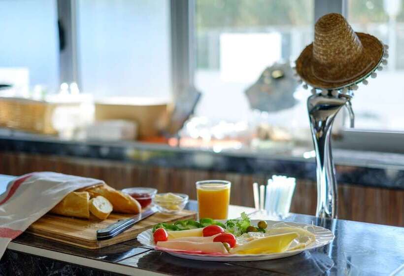 مسافرخانه Gasthaus Orsi