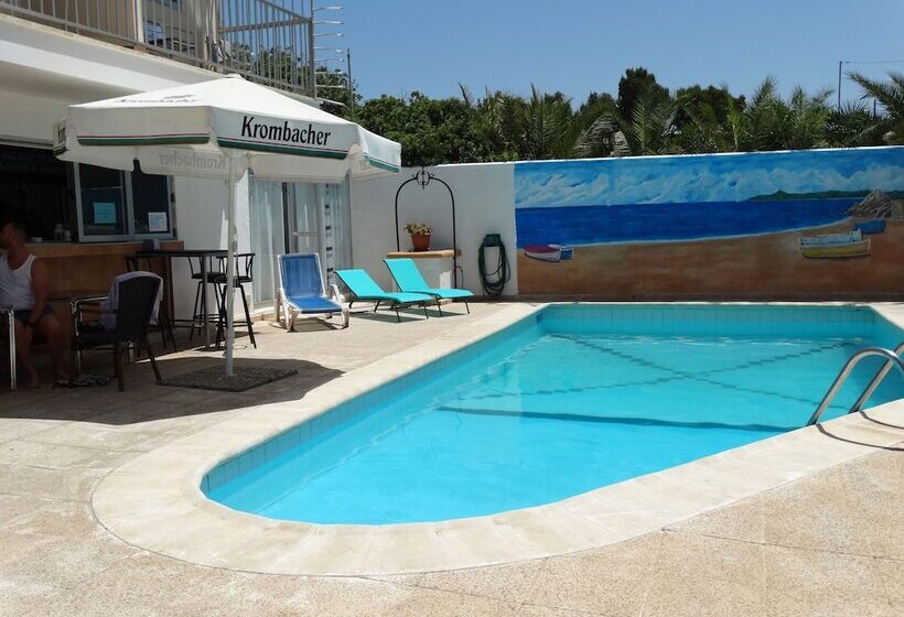 مسافرخانه Gasthaus Orsi