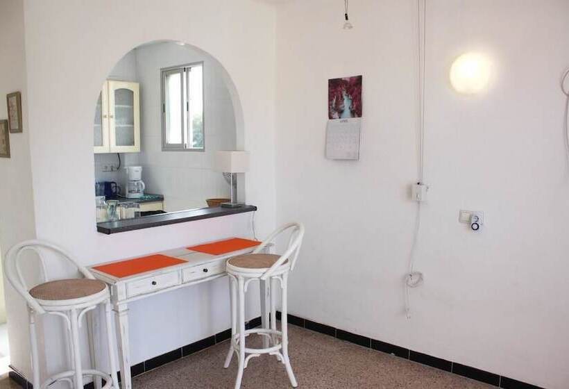 مسافرخانه Gasthaus Orsi