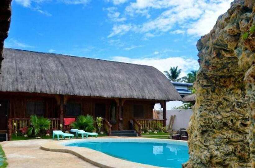 簡易ホテル Reddoorz Plus @ Sla Divina Panglao Bohol