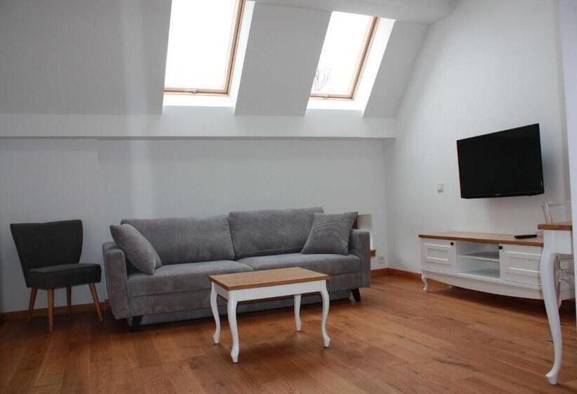 בית מלון כפרי Alhambra