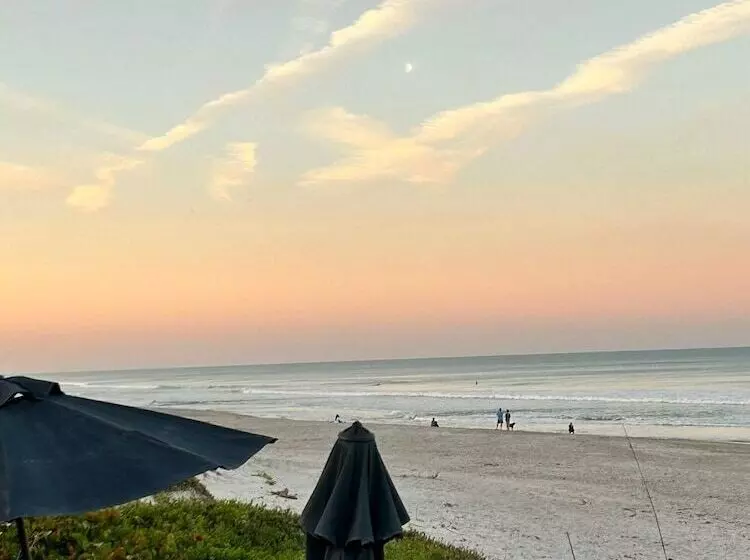 Hotelli Bleu Beach Resort