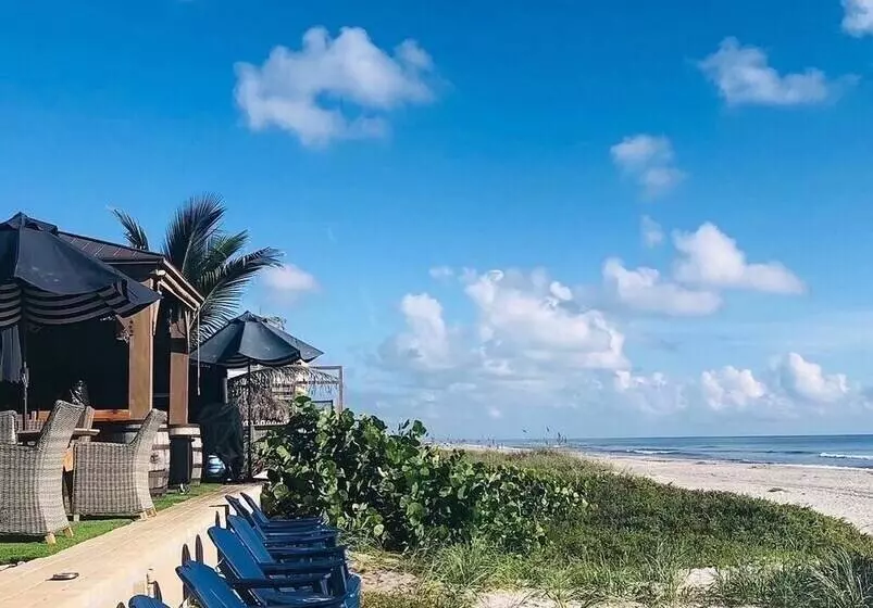 Hotelli Bleu Beach Resort