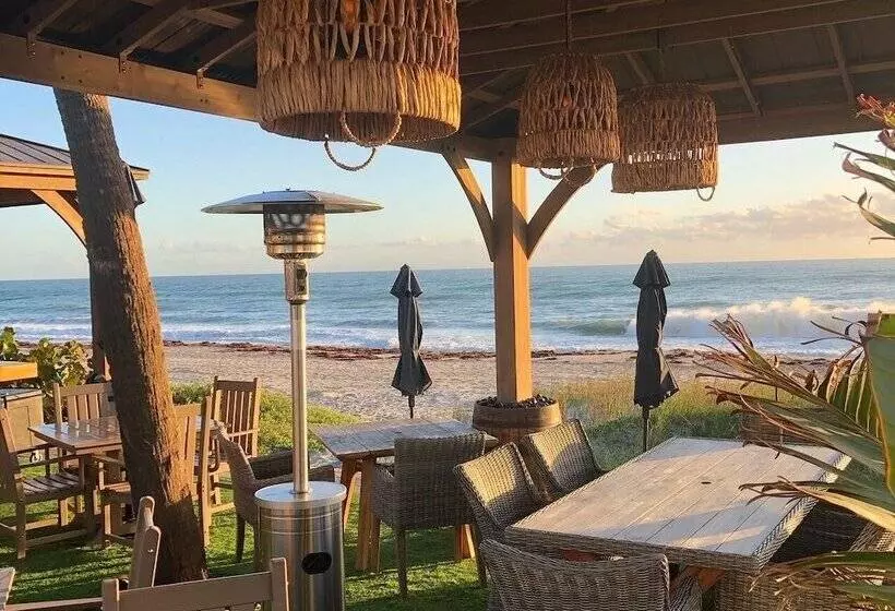 Hotelli Bleu Beach Resort