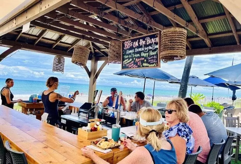 Hotelli Bleu Beach Resort