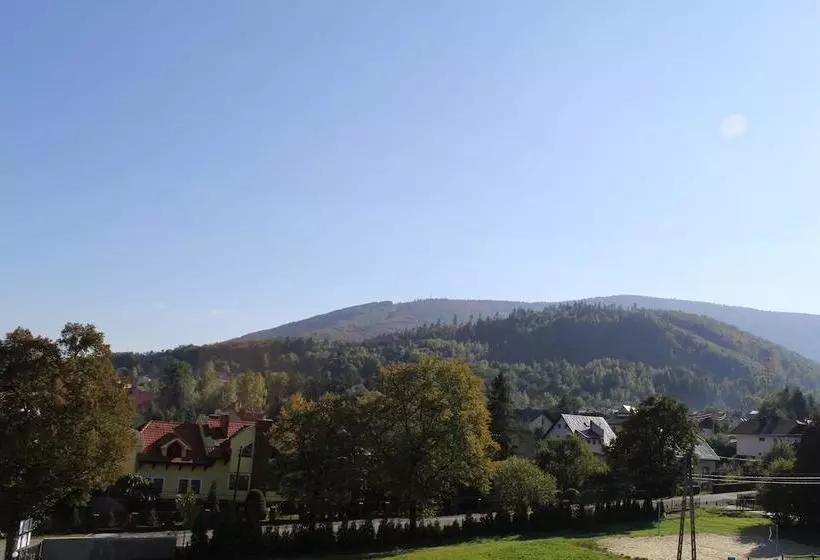 هتل Centrum Szkolenioworekreacyjne Park Poniwiec