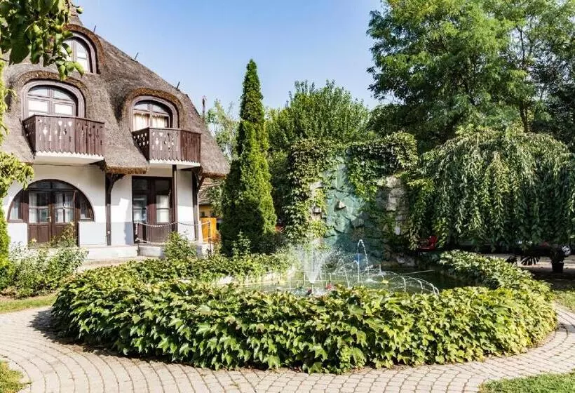 Hotelli Gasthof Laci Betyár