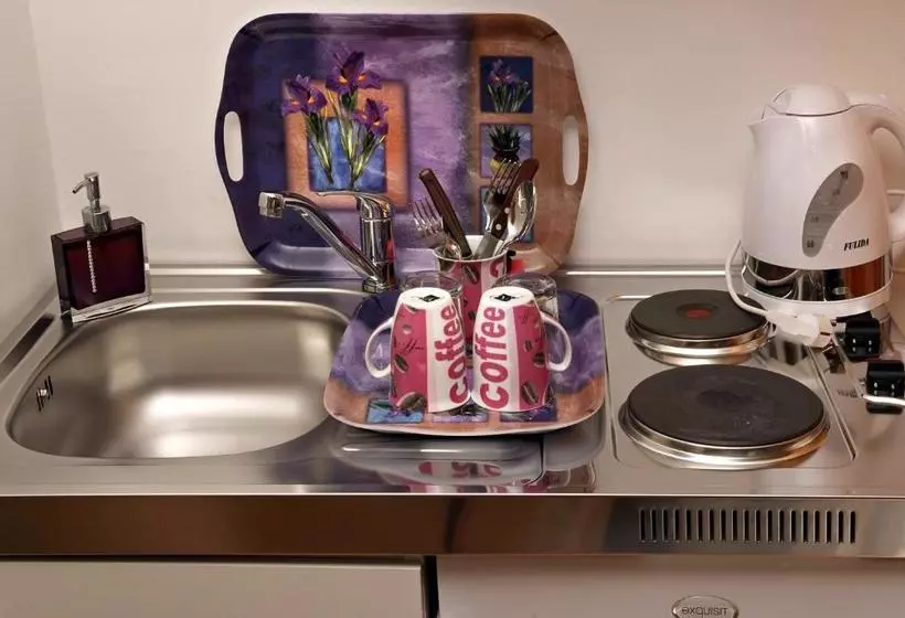 هتل Humgaria Apartmanhaz