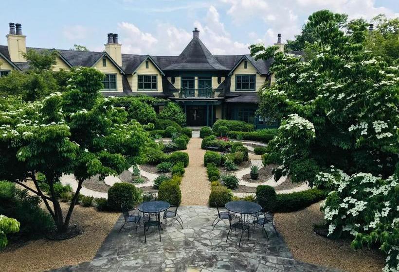 Отель Om Sanctuary Holistic Retreat