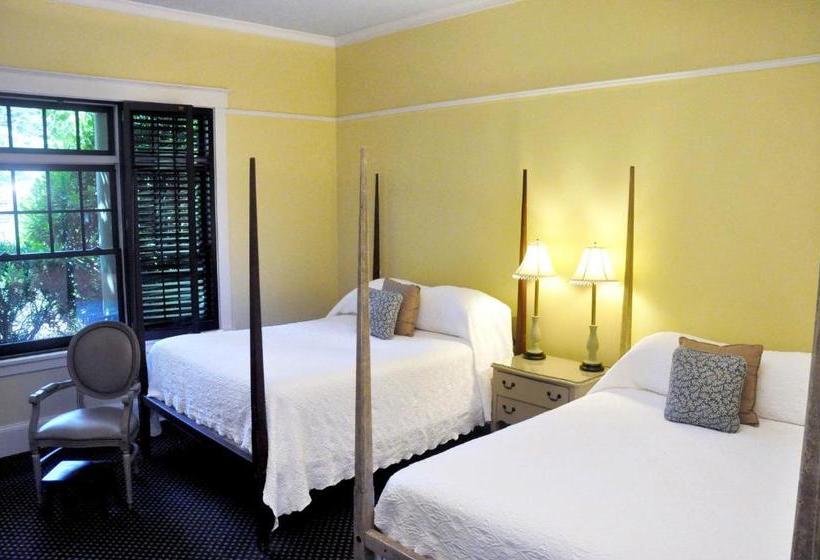 Отель Om Sanctuary Holistic Retreat