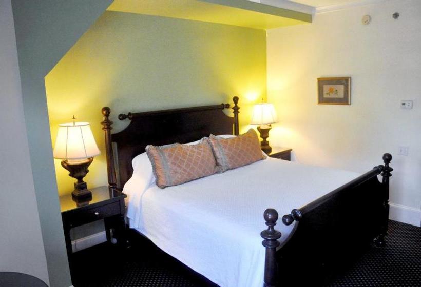 Отель Om Sanctuary Holistic Retreat