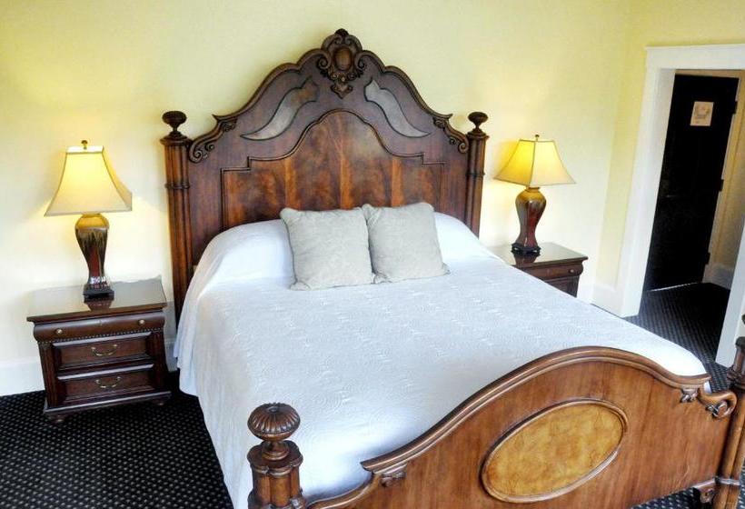 Отель Om Sanctuary Holistic Retreat