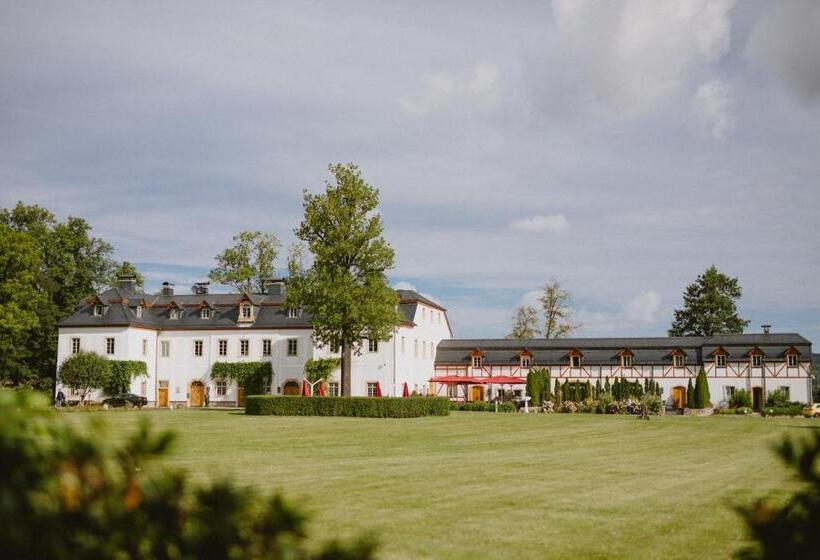 Pałac Pakoszów Schlosshotel Wernersdorf