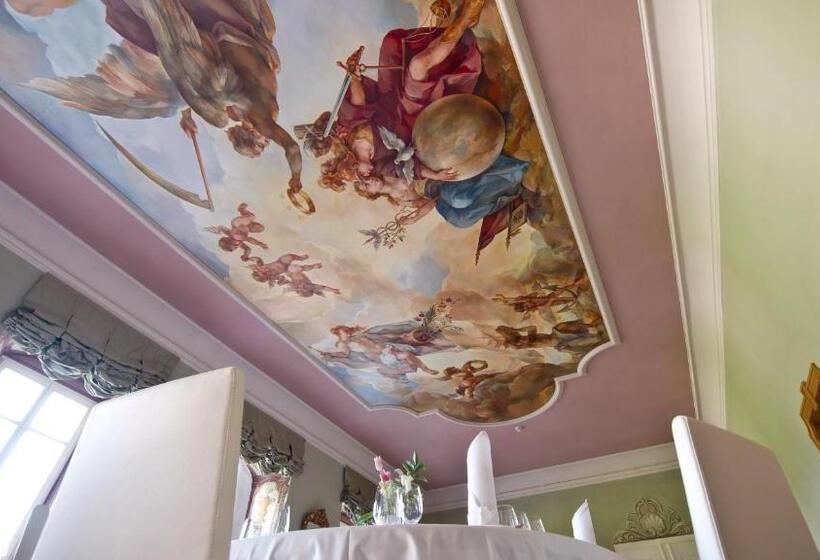 Pałac Pakoszów Schlosshotel Wernersdorf