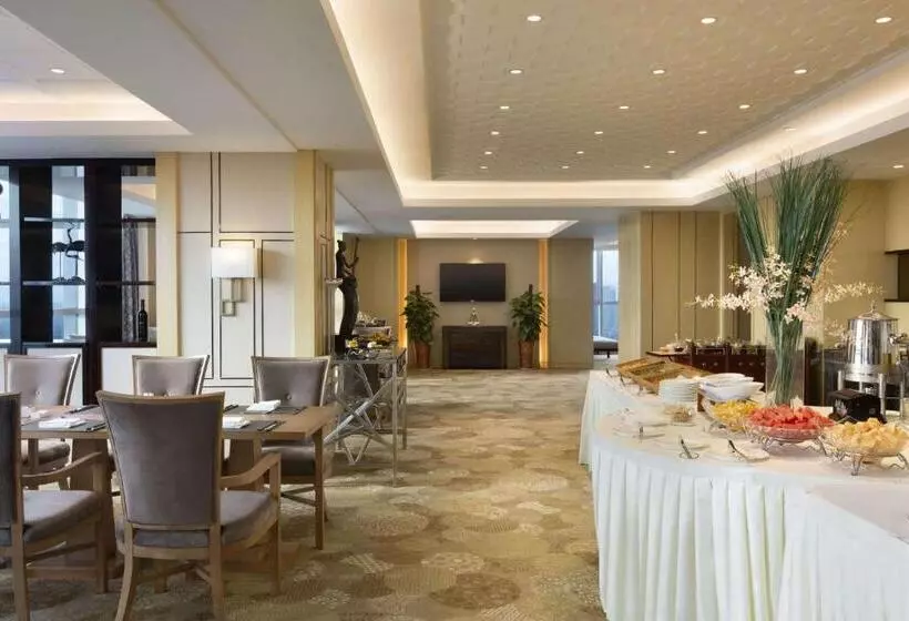 Hotel Ramada Jiaxing