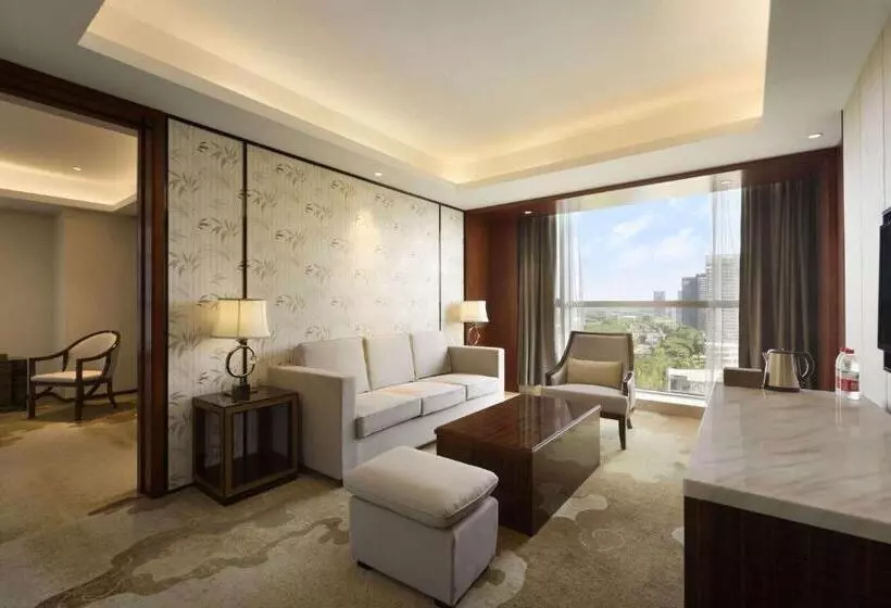 Hotel Ramada Jiaxing