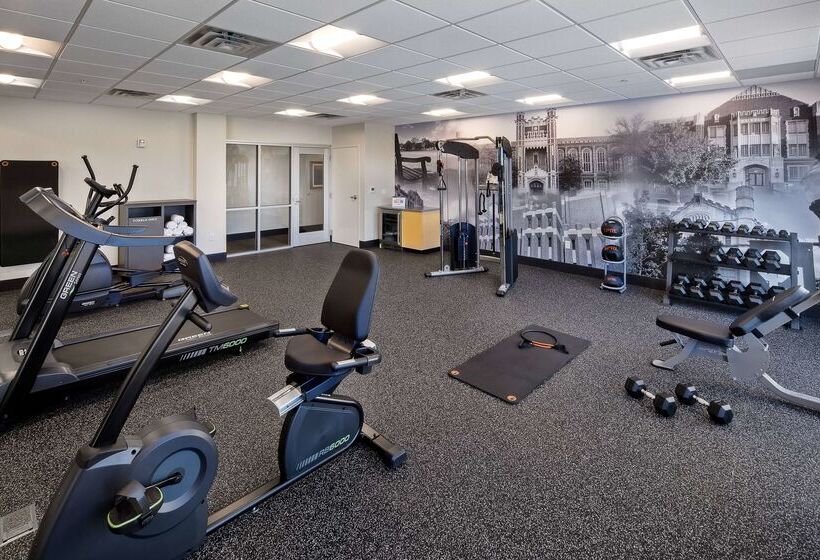 호텔 Stone Hill Norman, Trademark Collection By Wyndham