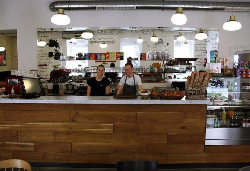 فندق Tiszavirág Szeged