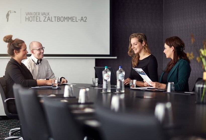 ホテル Van Der Valk Zaltbommela2