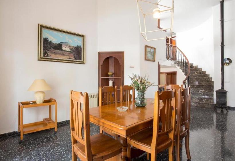 Отель Villa Can Borras