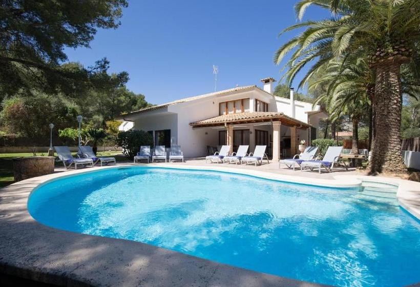 Отель Villa Can Borras