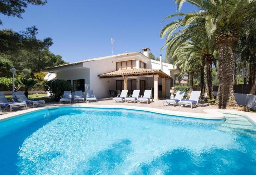 Отель Villa Can Borras