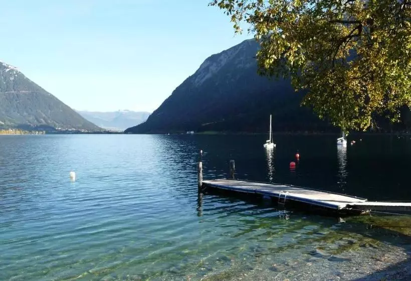ホテル Waldvilla Am See