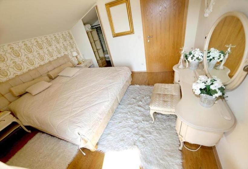 ホテル Waldvilla Linder