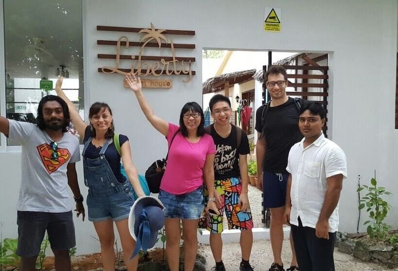 Pensão Liberty Guest House Maldives