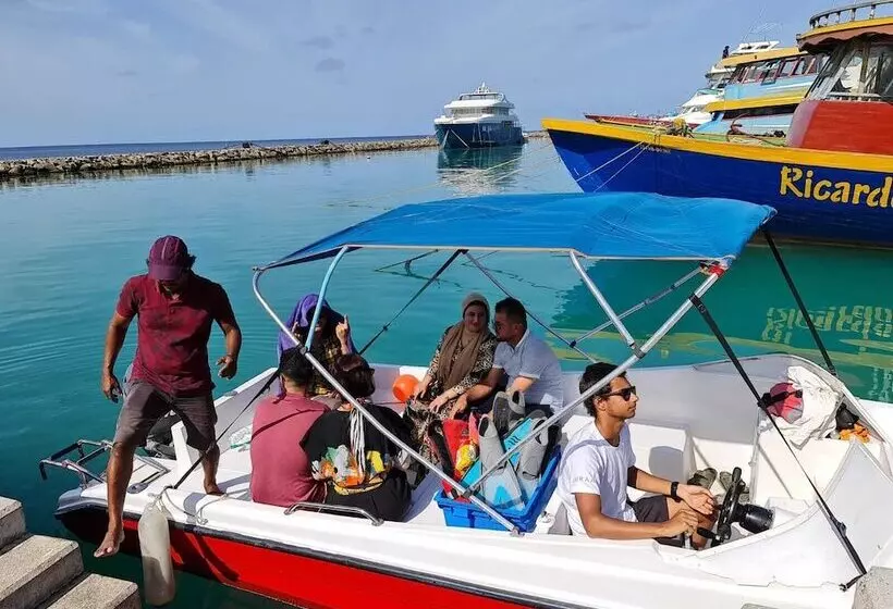 پانسیون Liberty Guest House Maldives