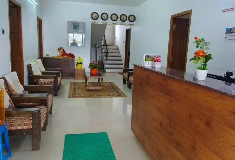ユースホステル Aaranya Inn Ooty