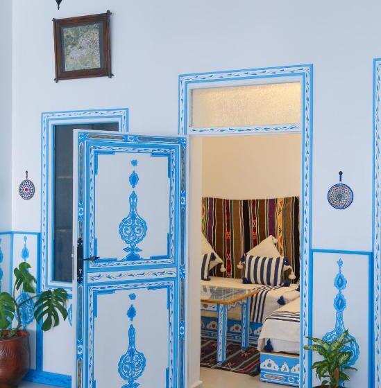 تختخواب و صبحانه Casa Blue Pearl